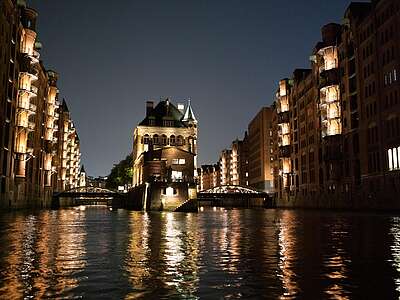Backsteinlagerhäuser der Speicherstadt.