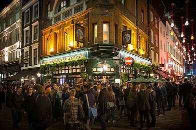 PUB The Blue Posts 18 Kingly St, Carnaby, London W1B 5PX