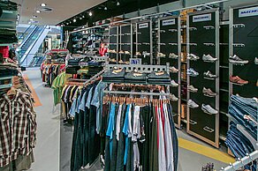 Kult-Store in den Schloss Arkaden Braunschweig mit modernem Design.